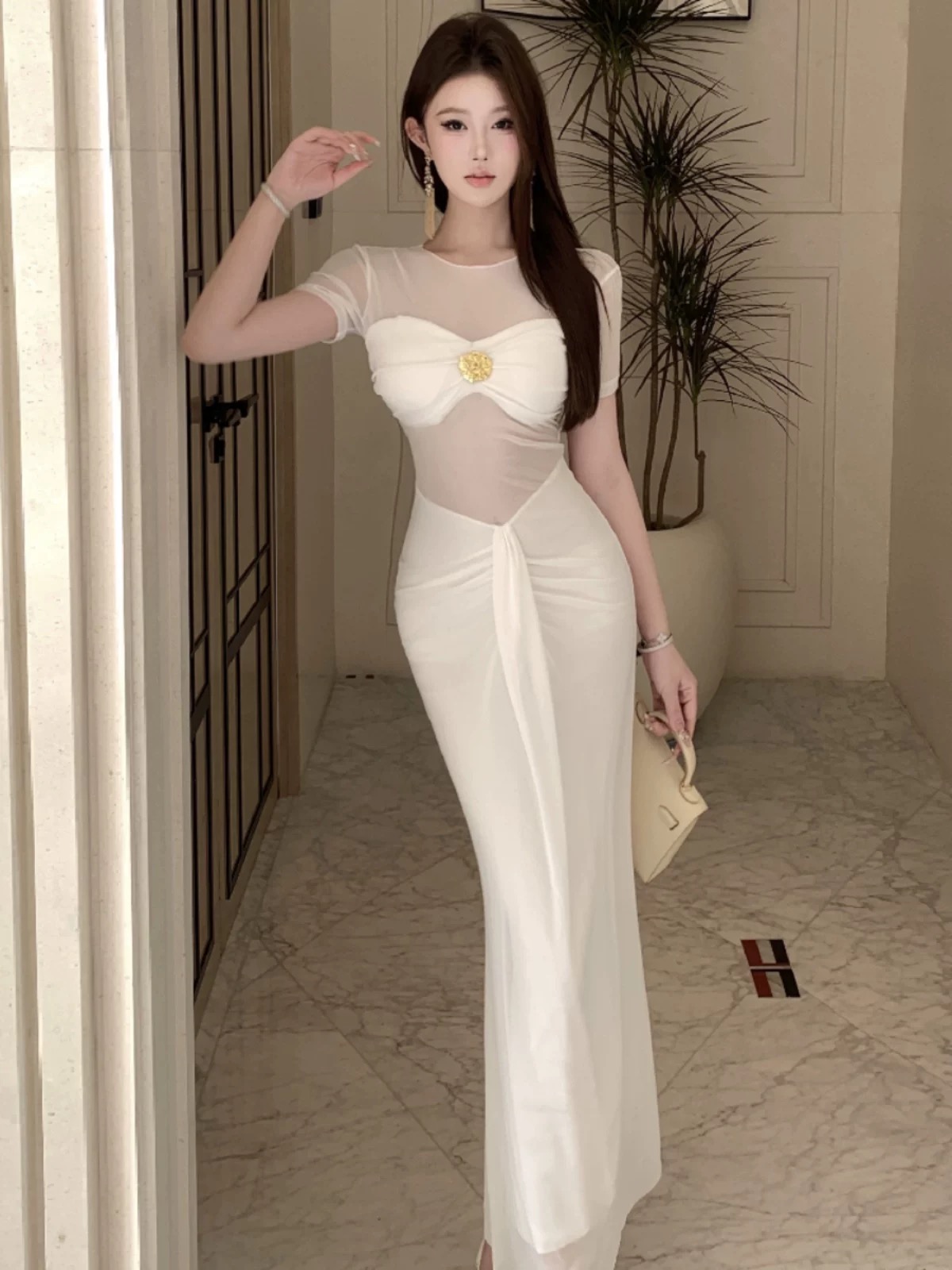 Can’t tame me dress FD838 image