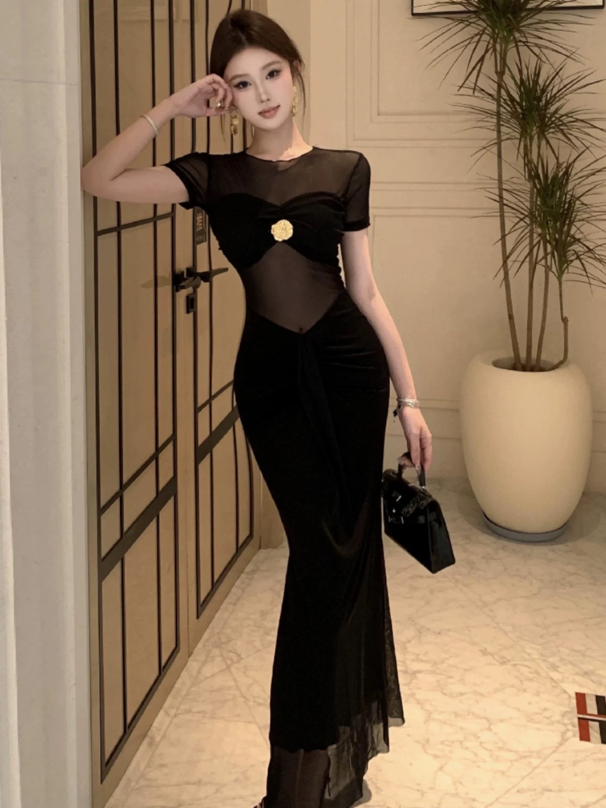 Can’t tame me dress FD838 image