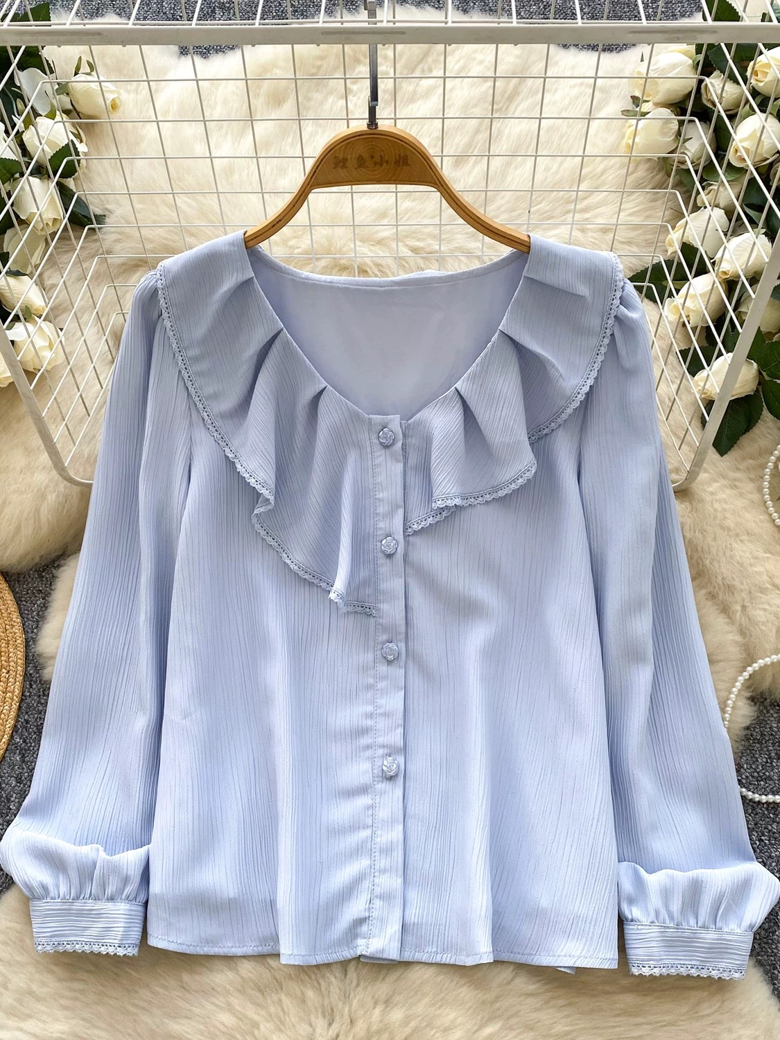 I am a lady blouse BE454