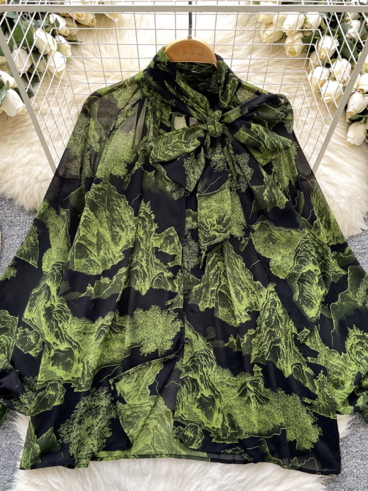 Pure innocence blouse BE354 image