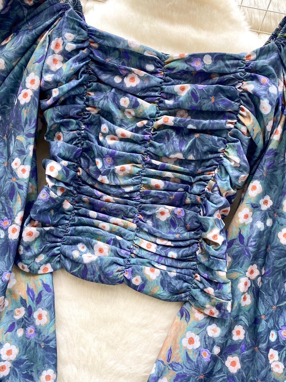 Above the rest top CTO1076 images