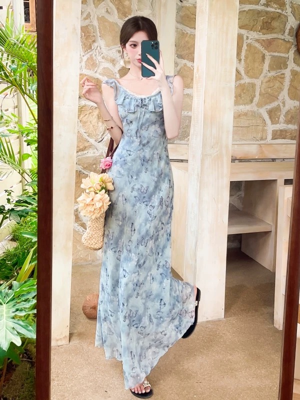 Silk and snatched dress CD637 image