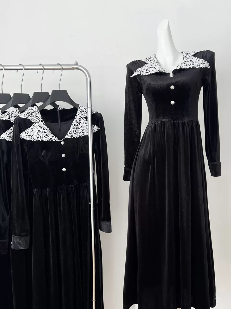 Rebel hearts dress FD1452 image