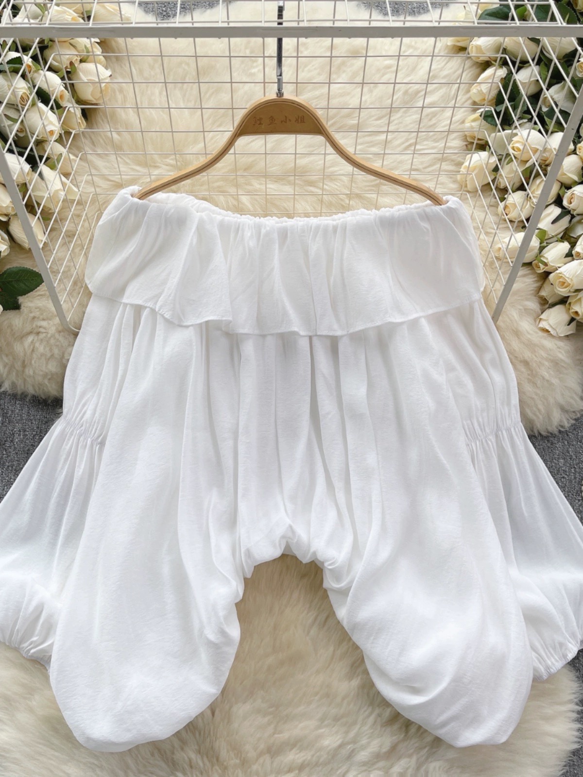 Stop and stare top CTO397