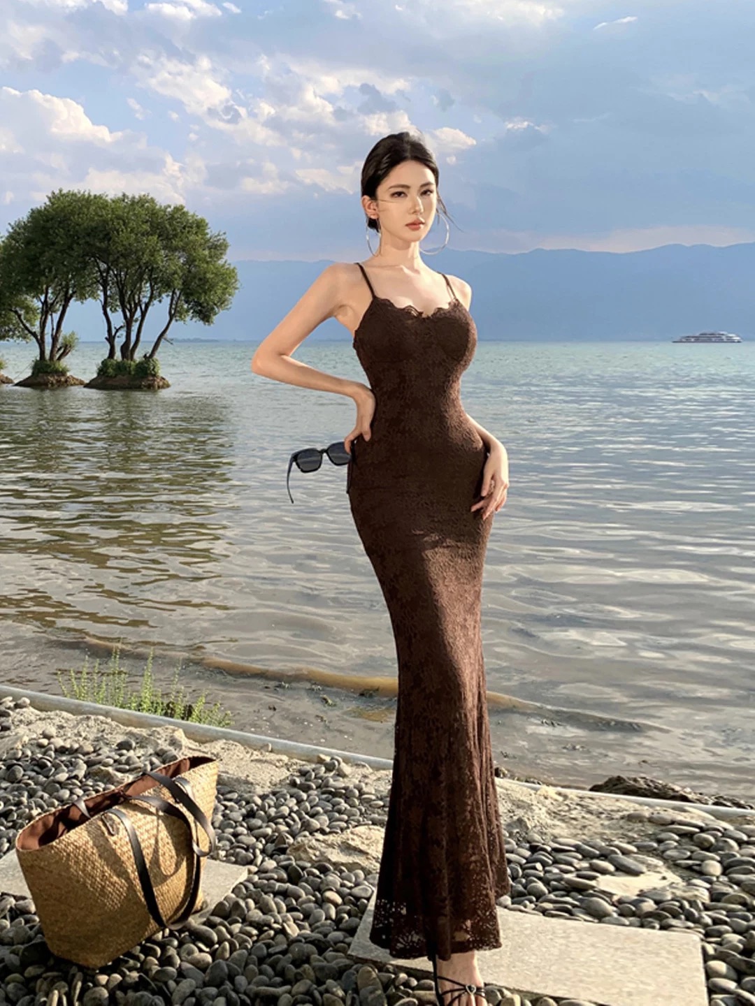 Light and bright dress FD1409 image