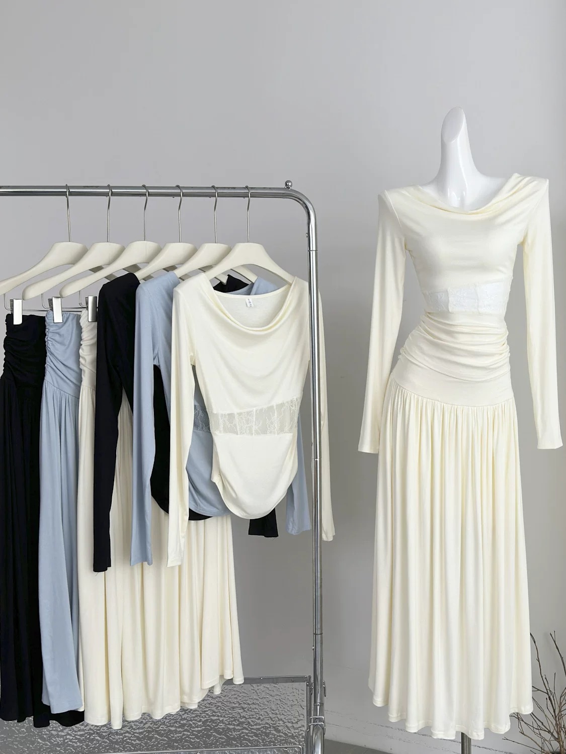 Turn heads set CTP695 image