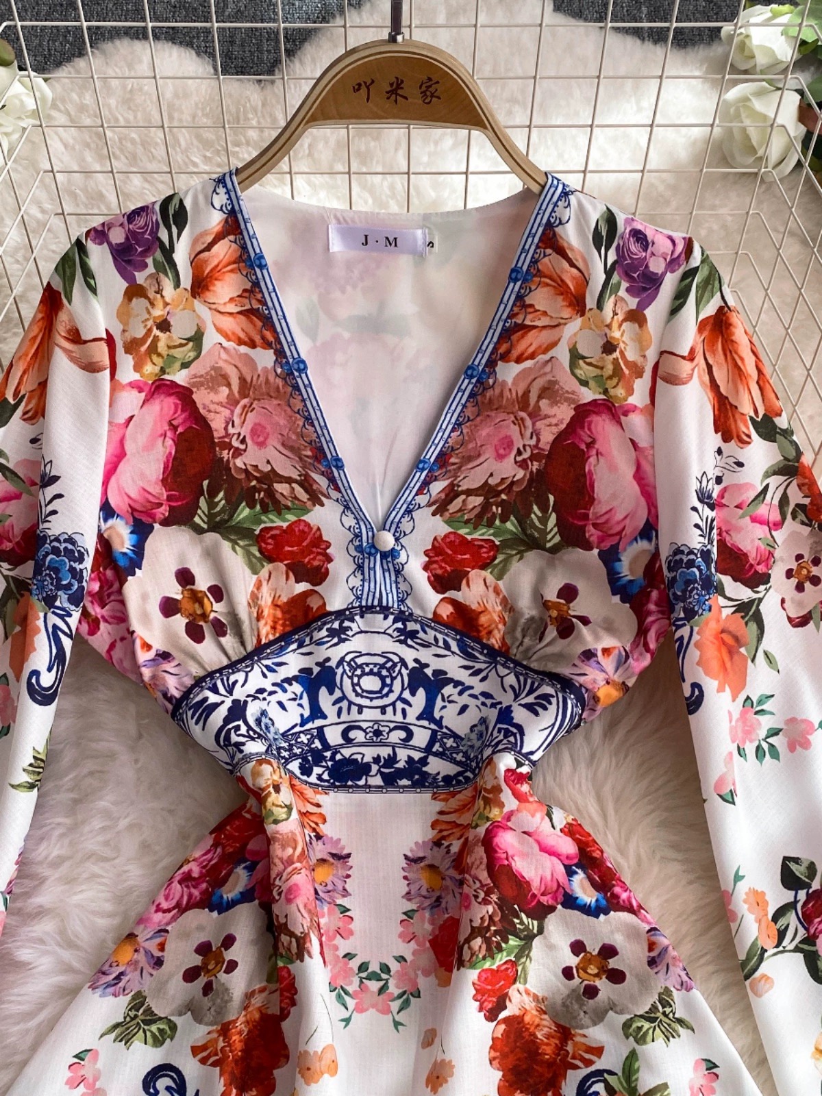 Golden moments dress ED446 image