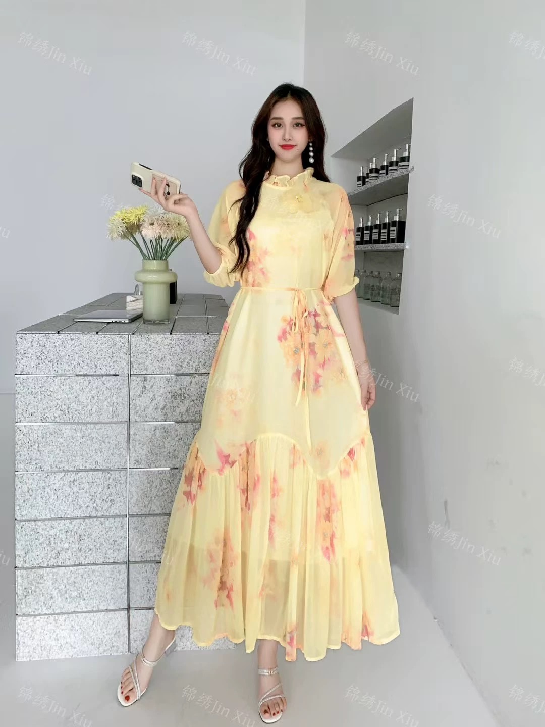 Melina floral dress CD240 image