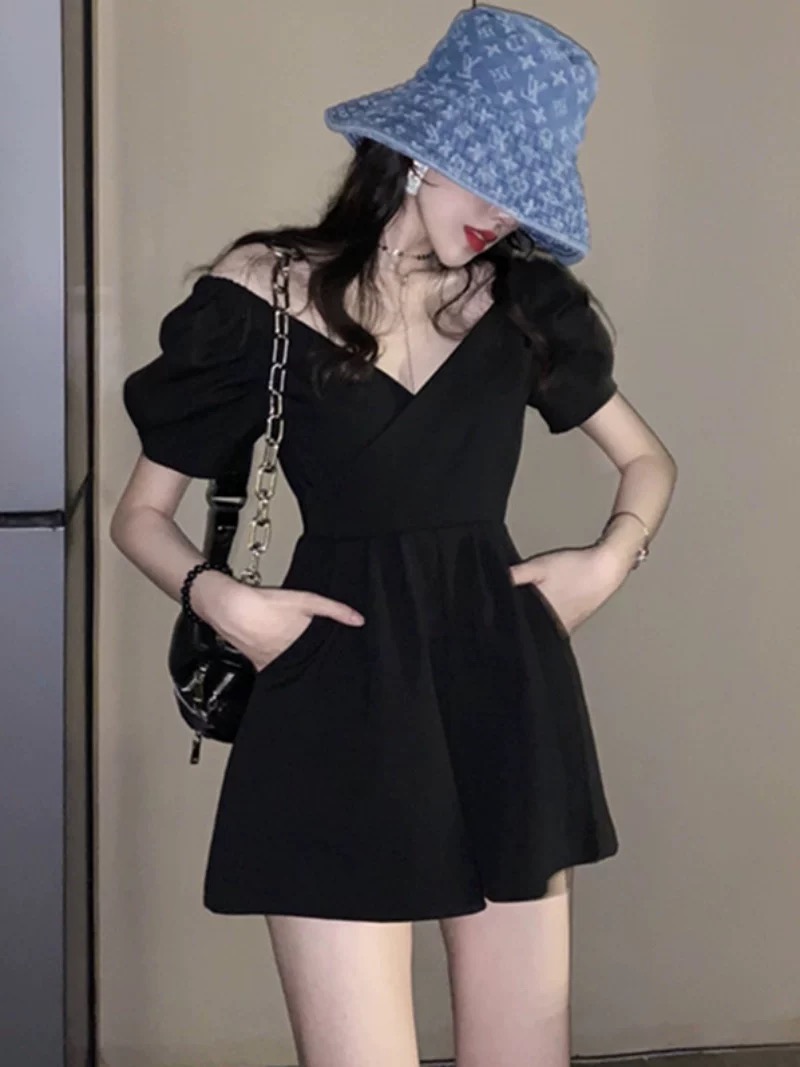 Blending in jumpsuit CJS180 image