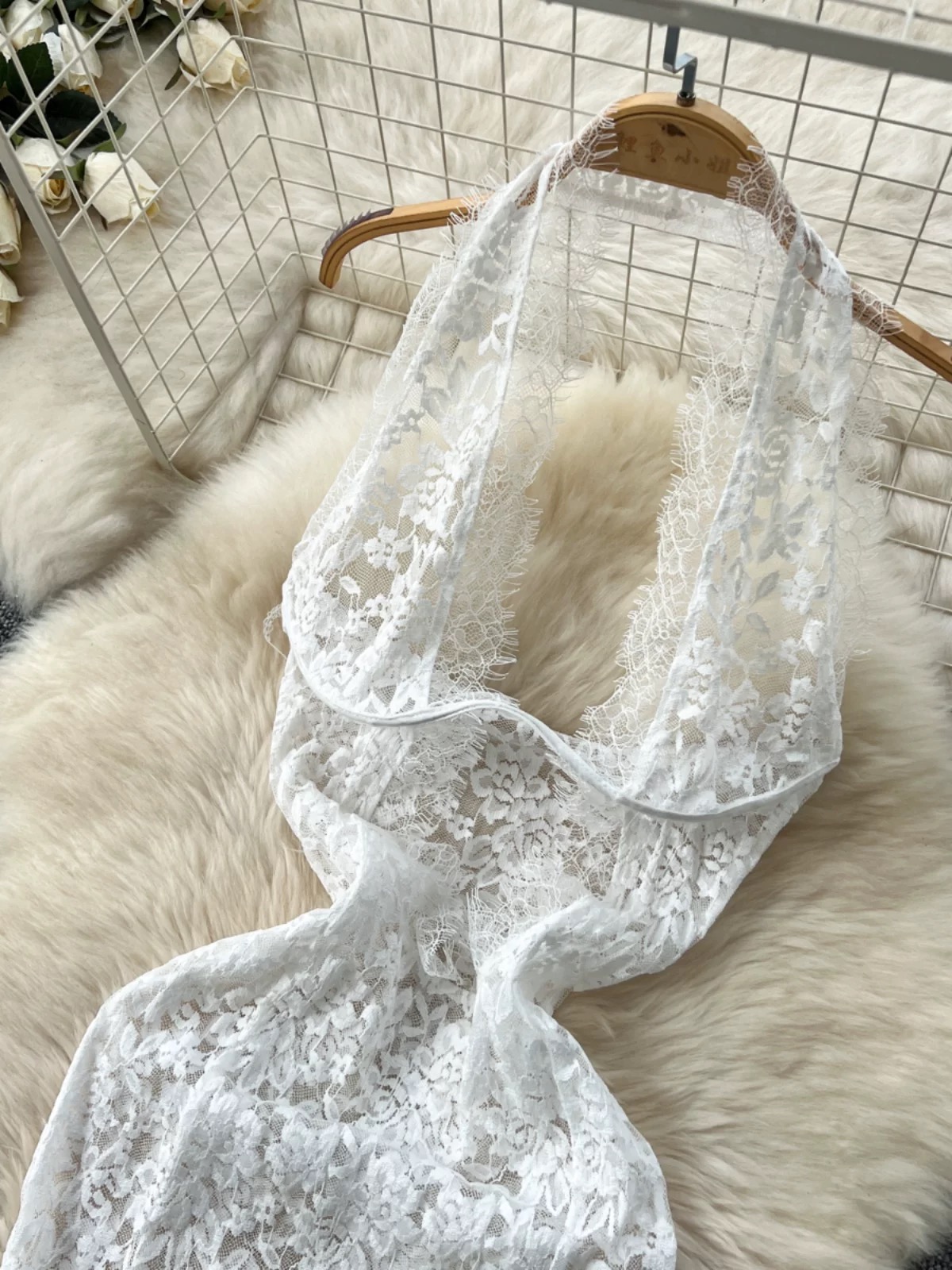 Lake como lace dress CD2248 image