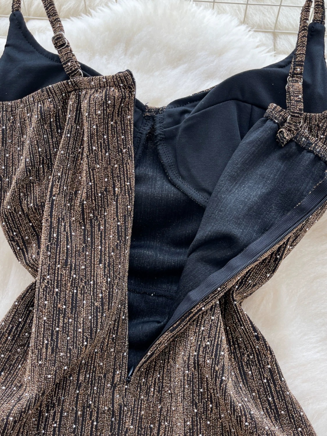 Wait a minute dress CBC962 image