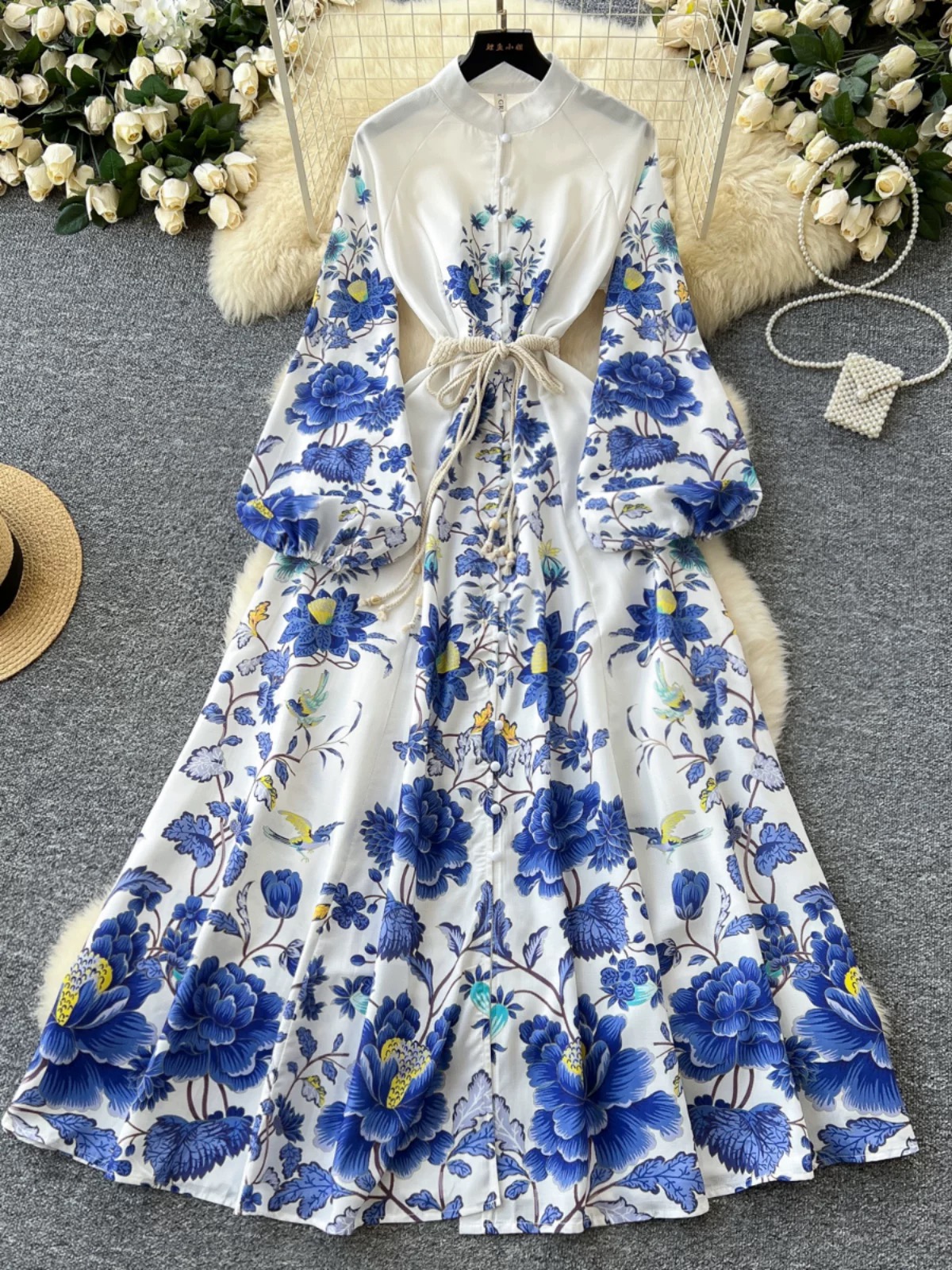 Let’s sparkle on dress ED392