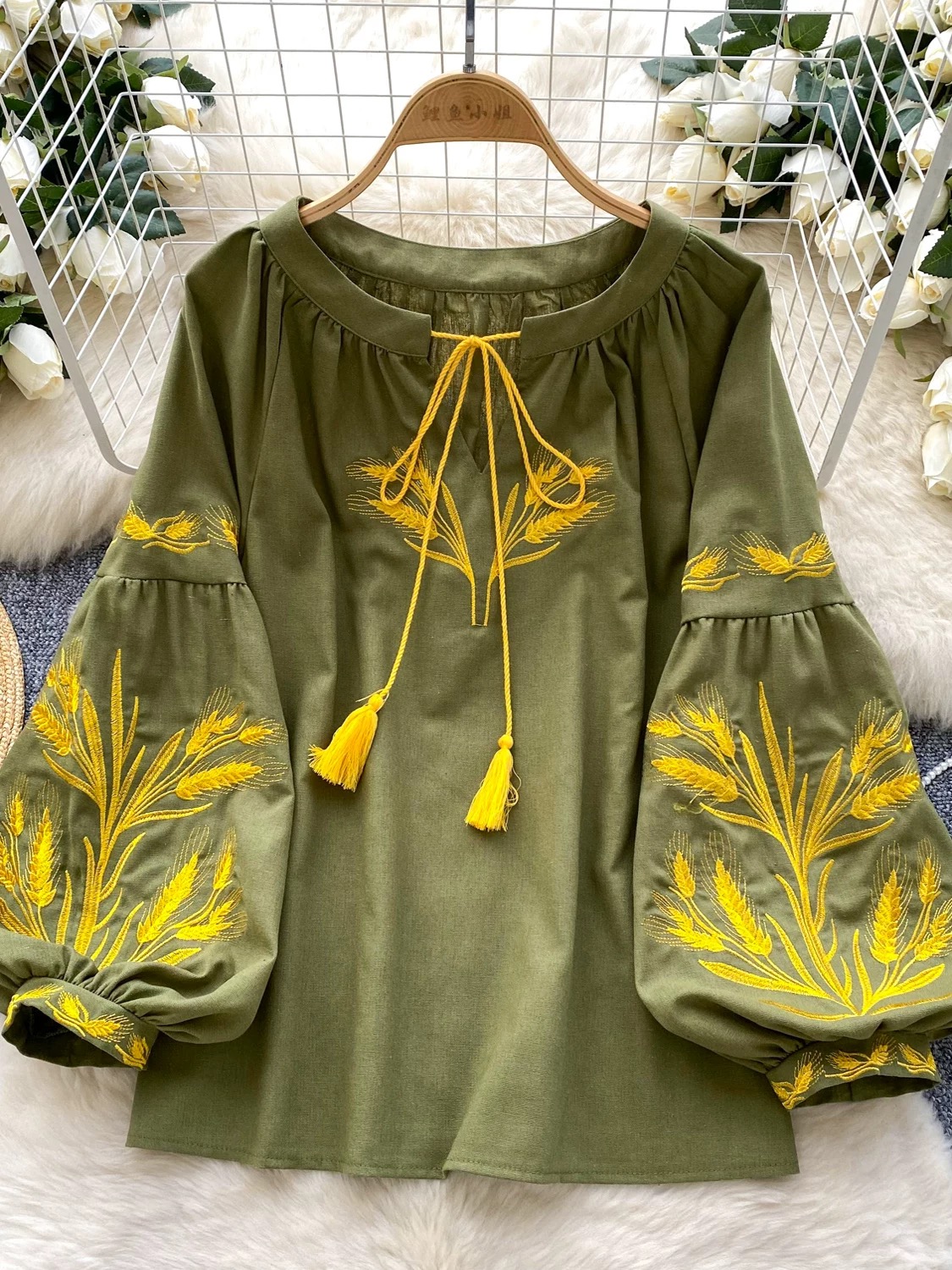 So much personality top CTO160 image