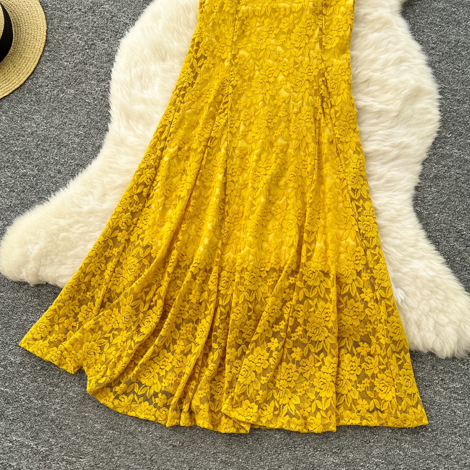 On scene lace dress CD1899 image