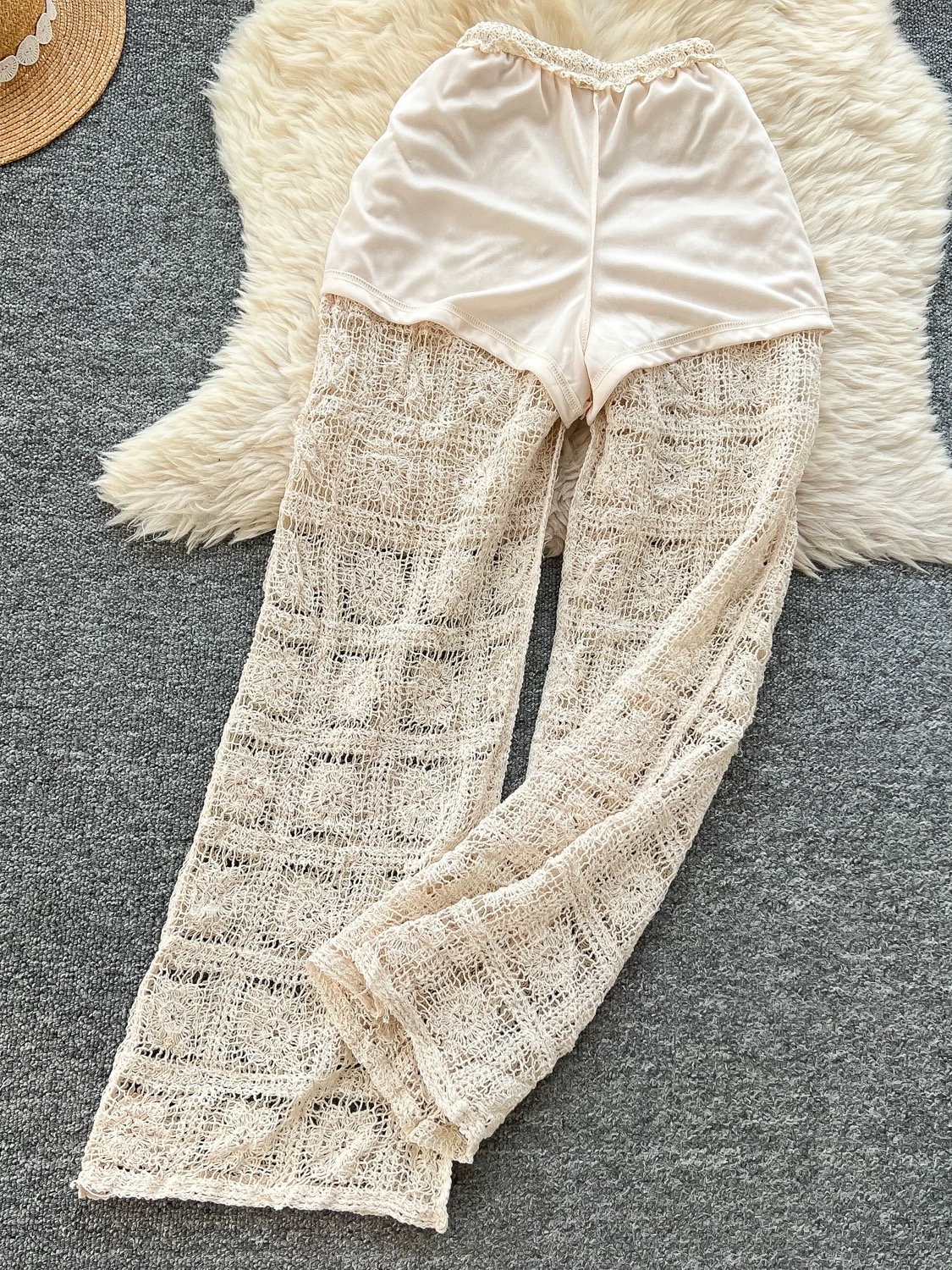 Keep smiling crotchet pants CP44 image