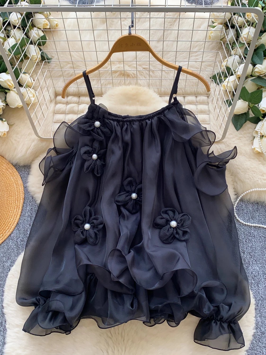 Expensive taste top FTO320 images