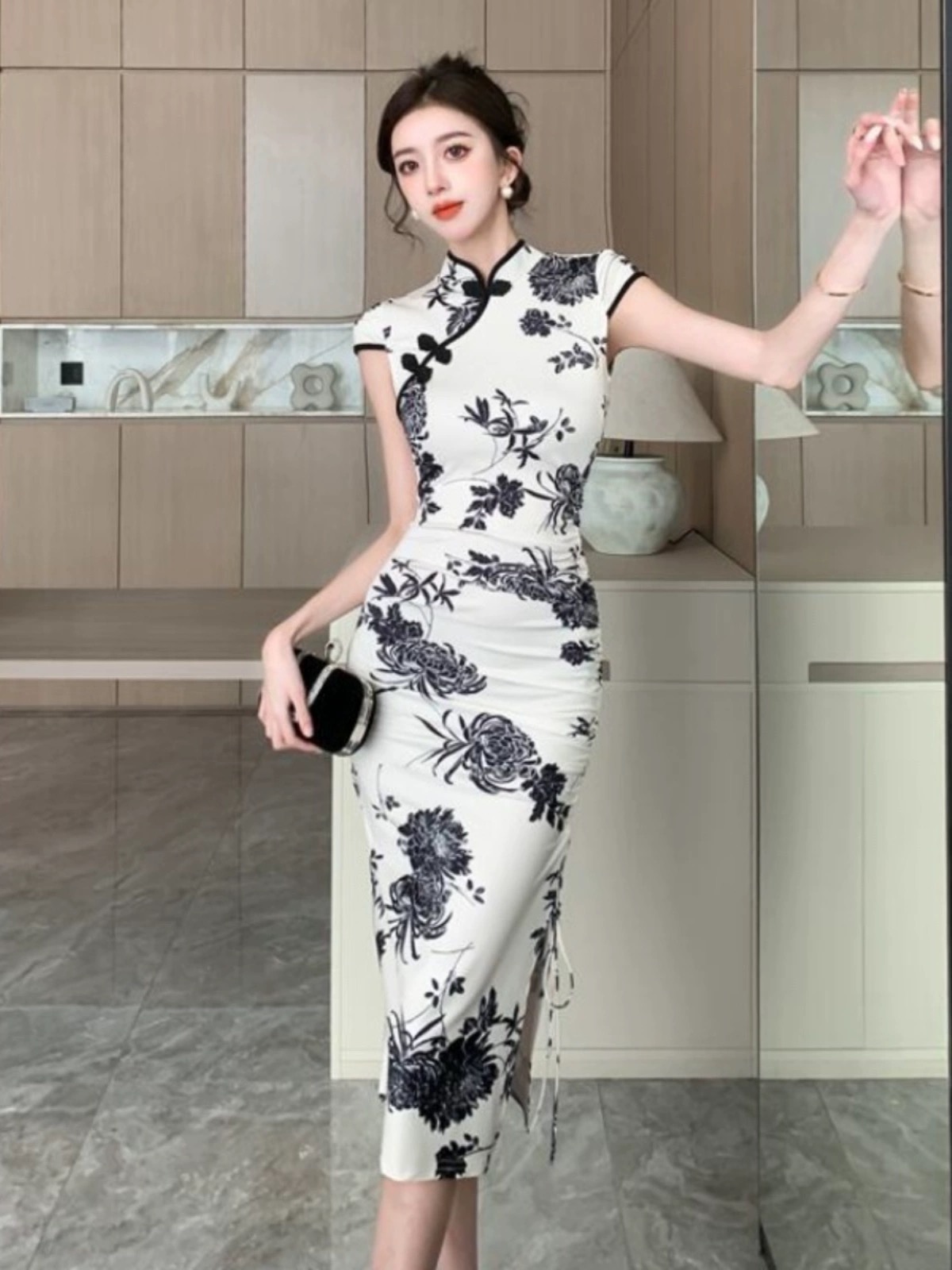 Hour glass figure qipao dress Q106