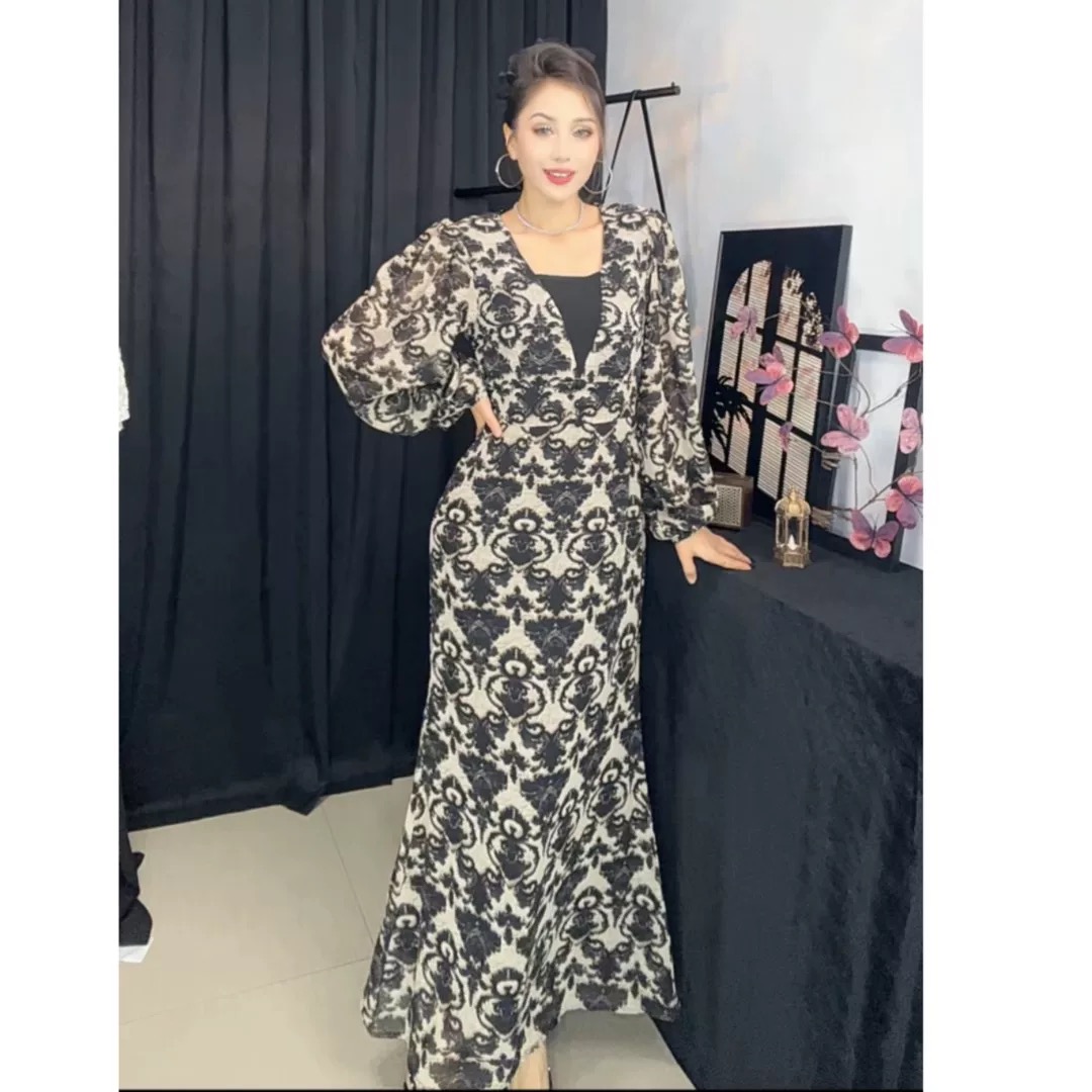 Peeking through dress FD661 image