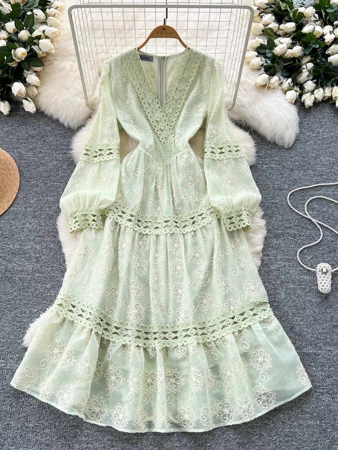 Leading the way dress CD1125 image