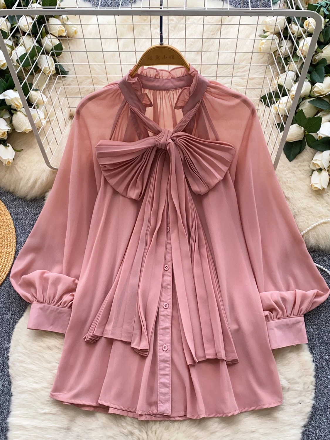 Bold concept blouse BE430 image