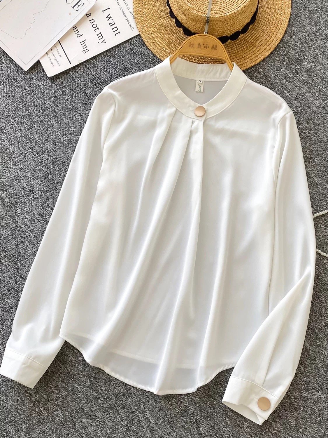 Your must have blouse BE424 image