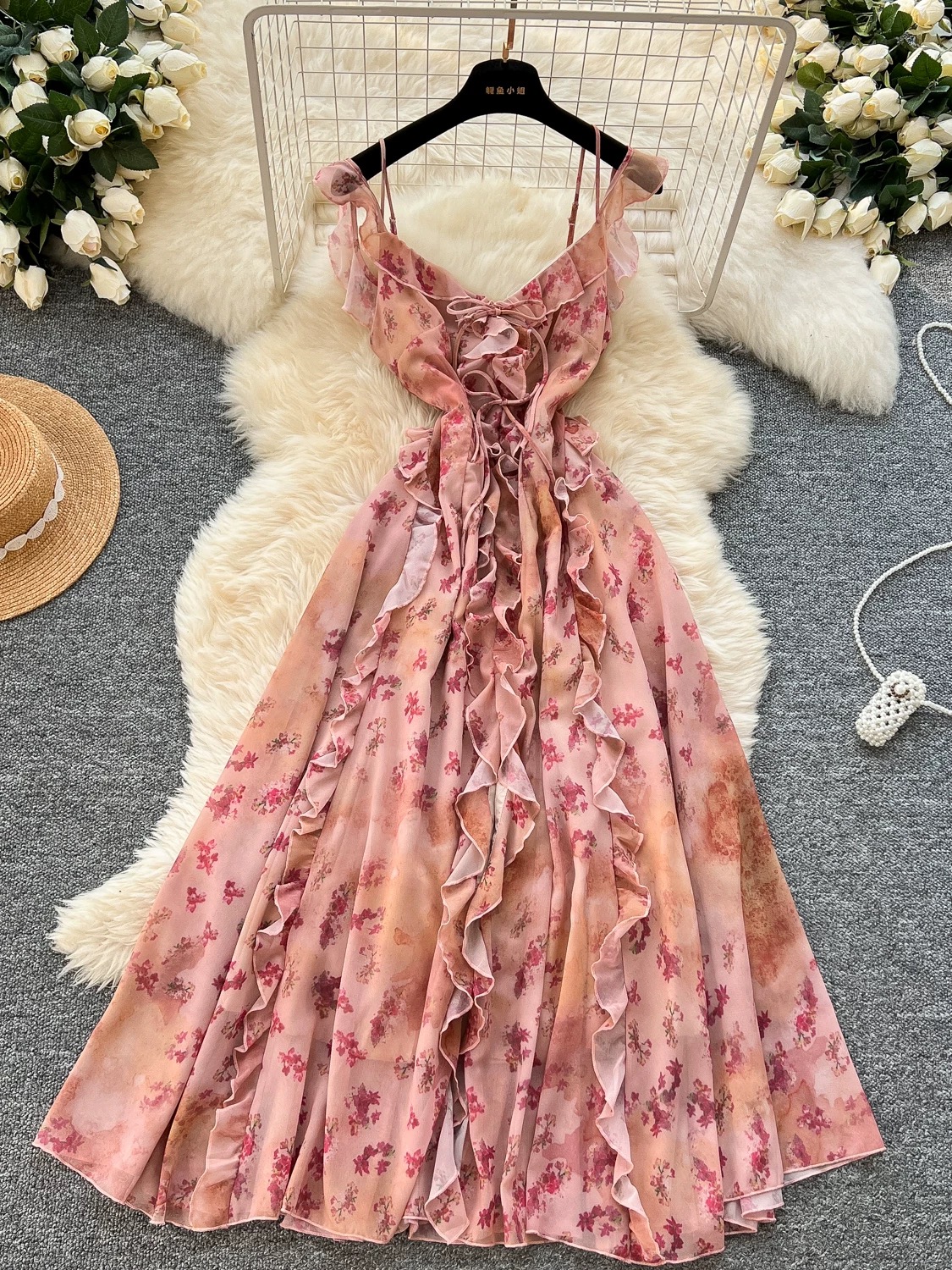 Doing extra dress CD1272 image