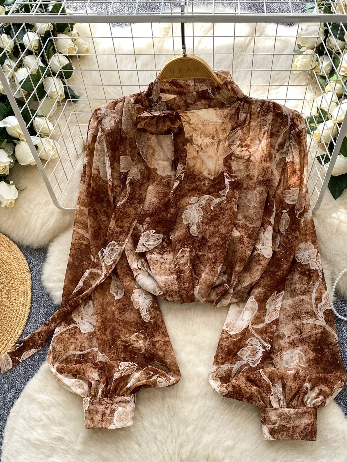 Weekend trip blouse BE427