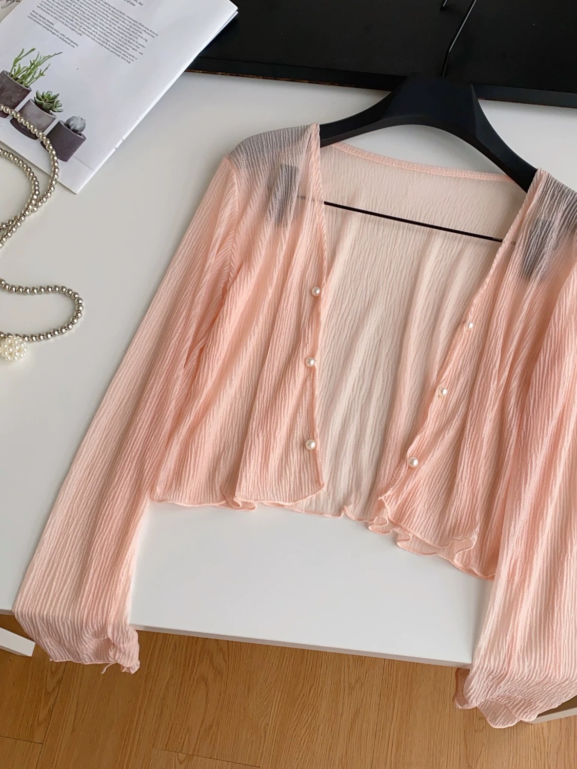 Searching for me top CTO165 image