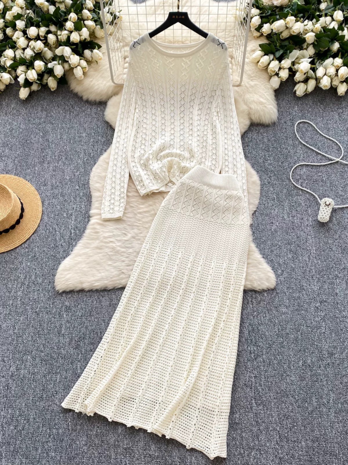 Love is the answer knitted set KTP280