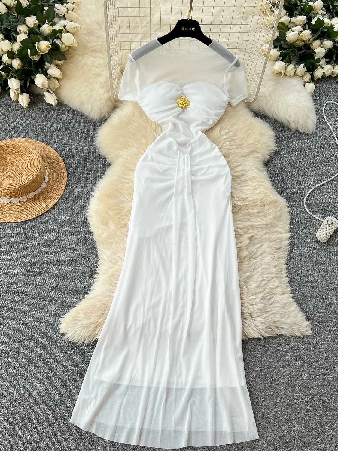 Can’t tame me dress FD838 image