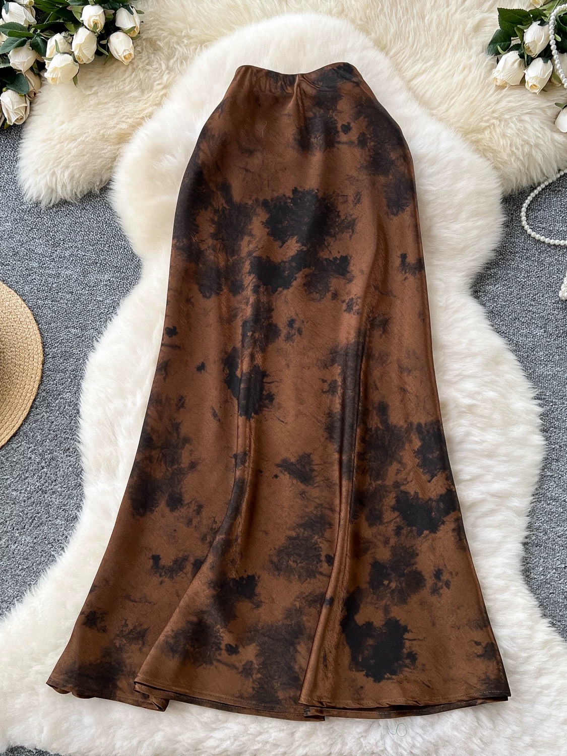 Distorted love skirt CS188 image