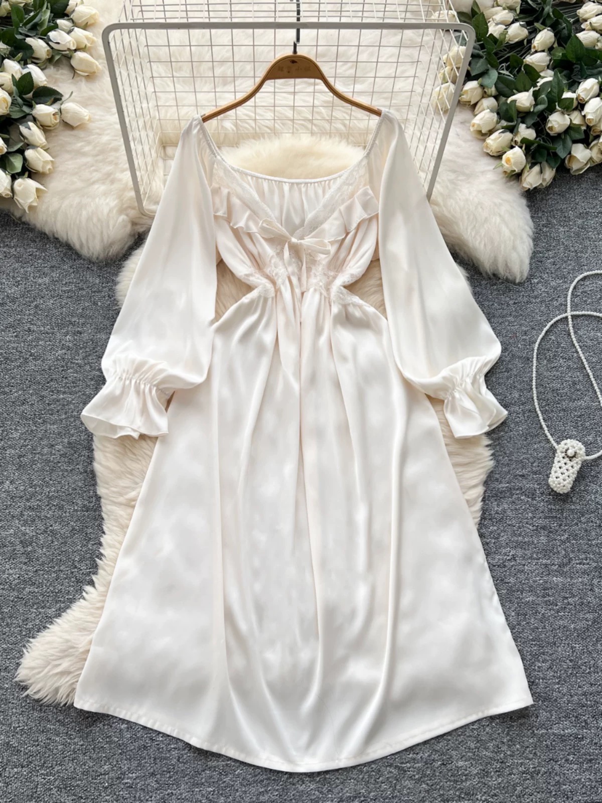 Raging beauty silk night dress SW127 image