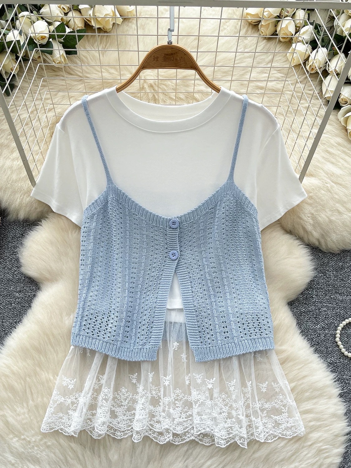 On the road top CTO453 image