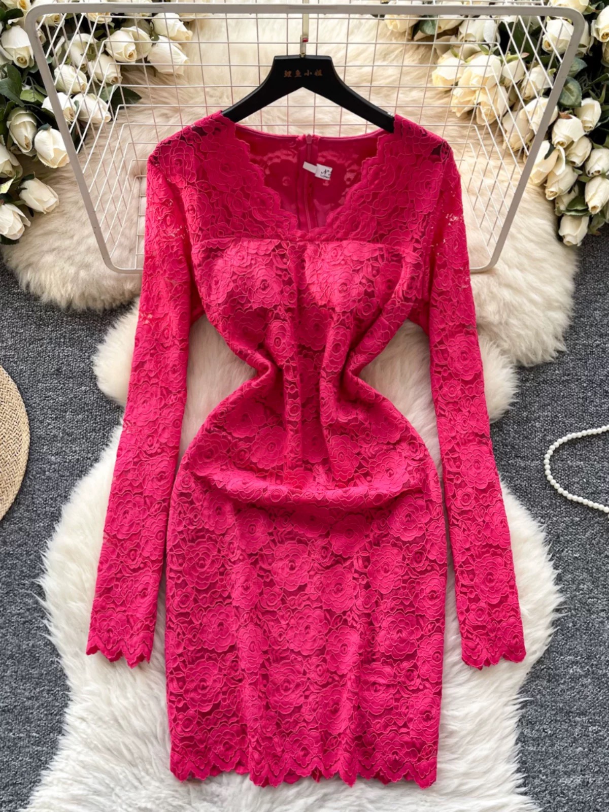 She stands out lace dress FBC428