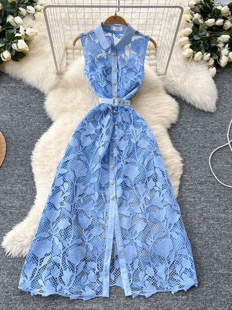 The queen has arrived lace dress FD391