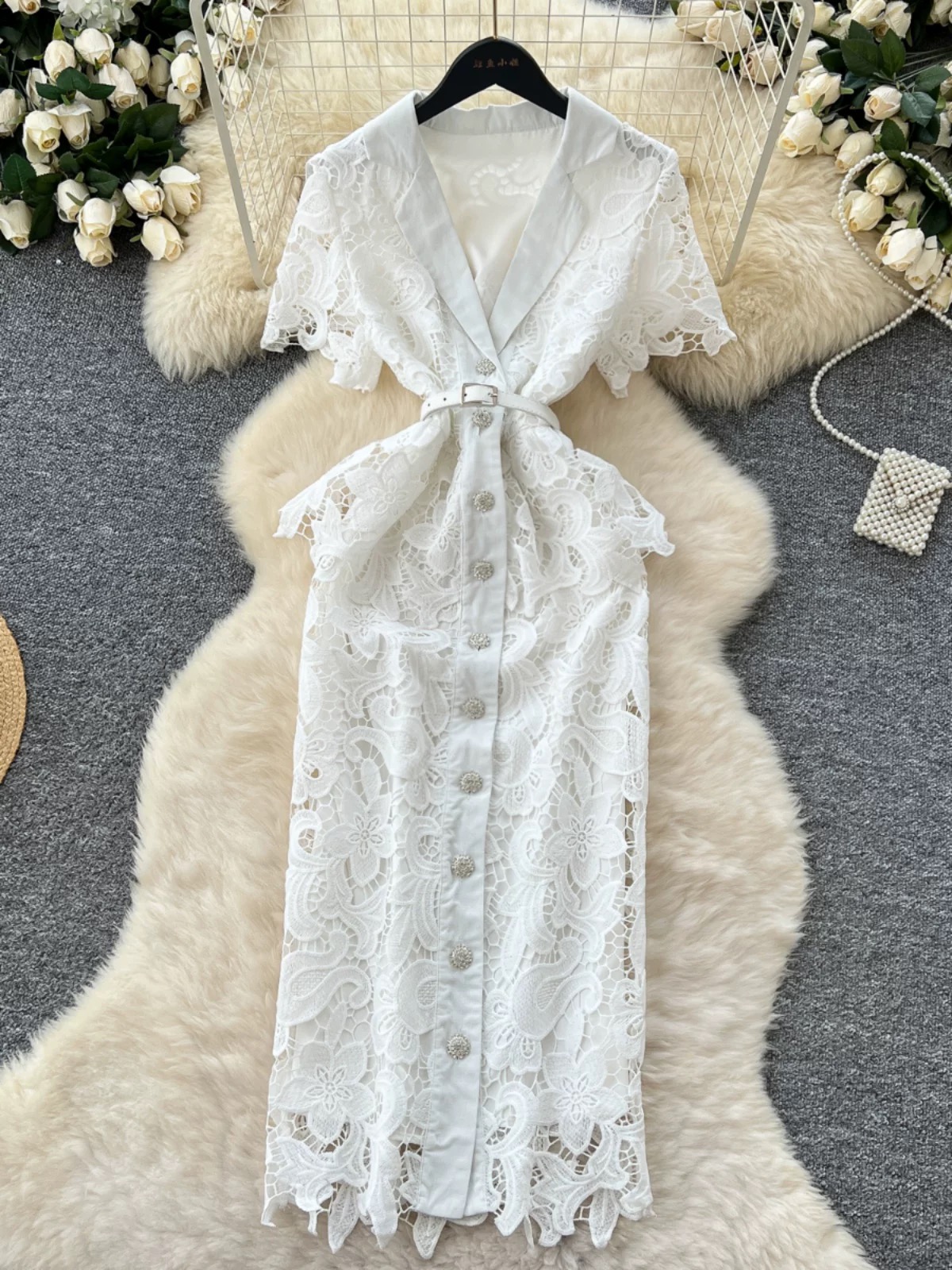 Glow up lace dress FBC429