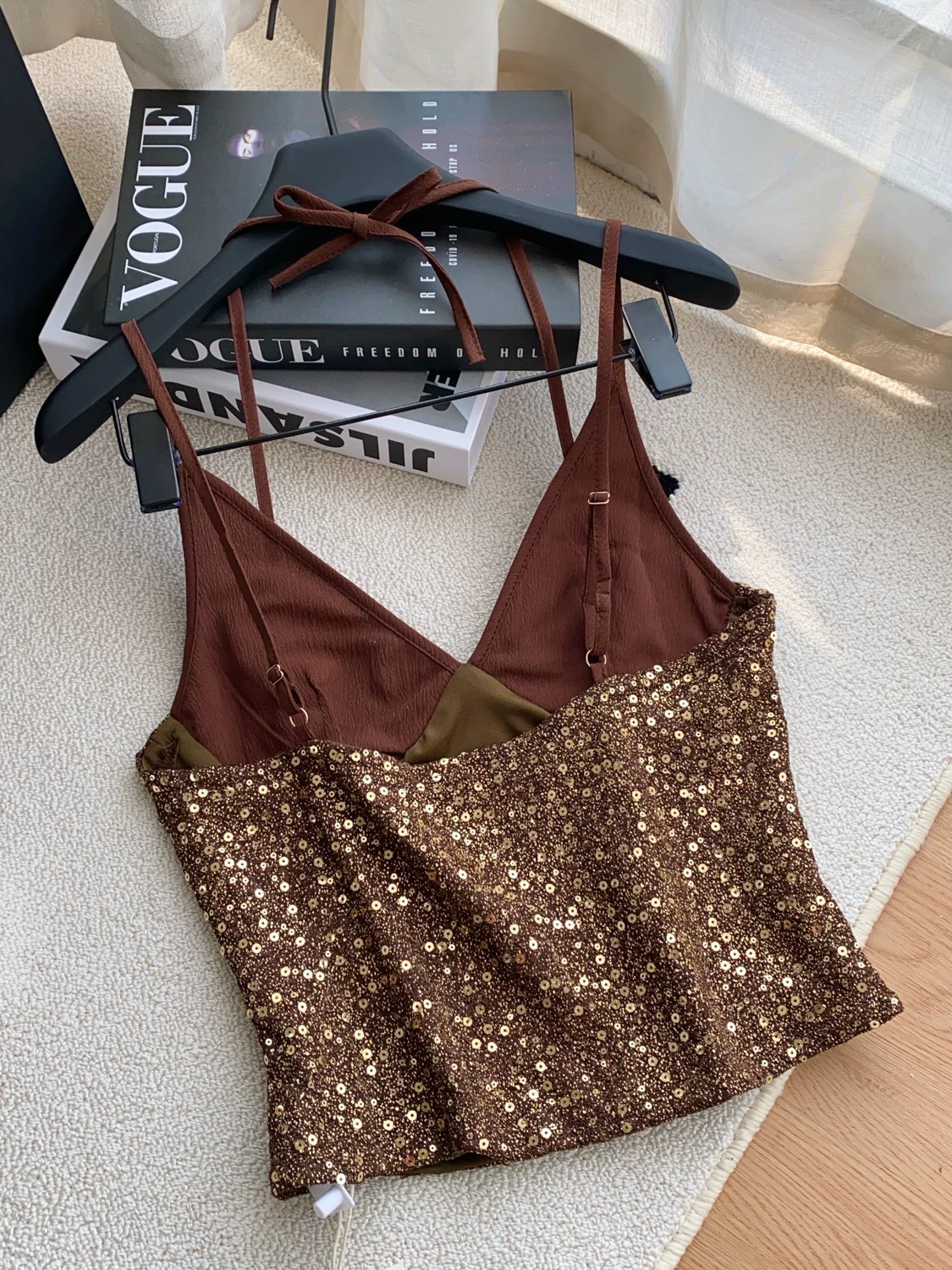 Flaunt what you got top CTO300 image