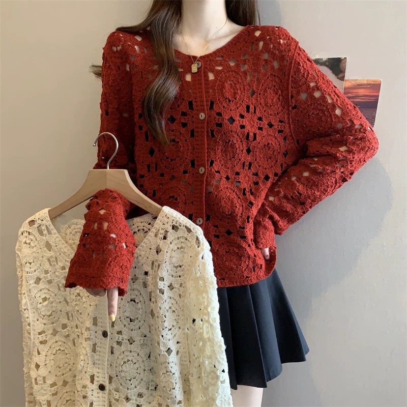 A renaissance story crotchet top KTO276 image