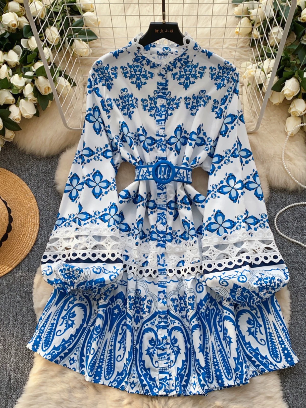 Sweet sensation lace dress CD2046