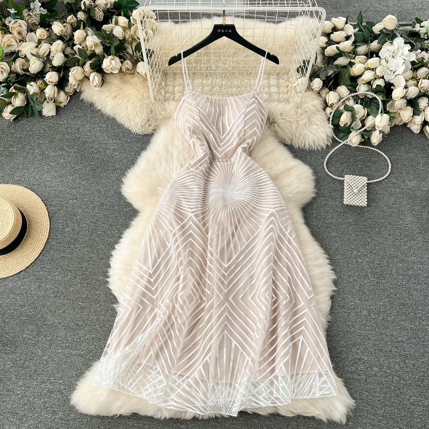 Little surprise dress FD761 image