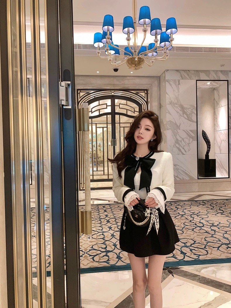 Social elite cropped blazer BL161 image