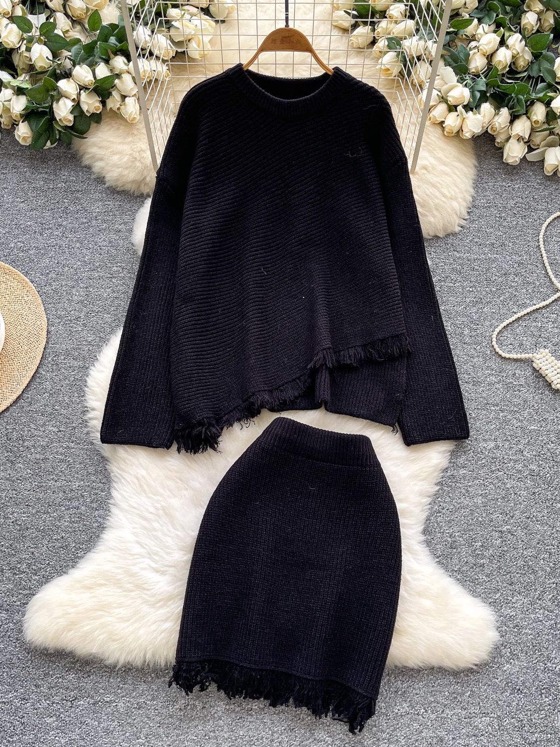 Noir elegance knitted set KTP313 image