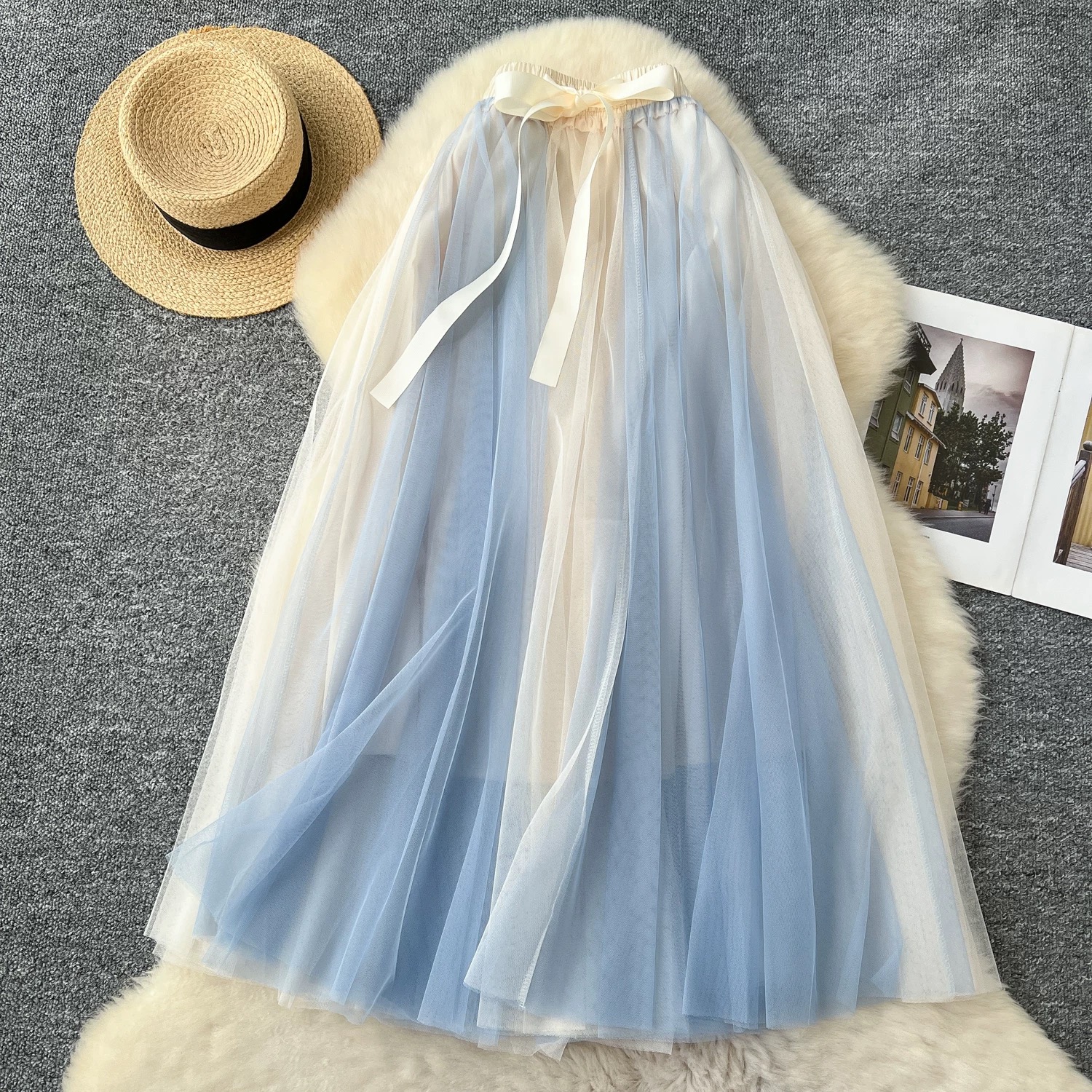 Late arrival skirt CS219 image