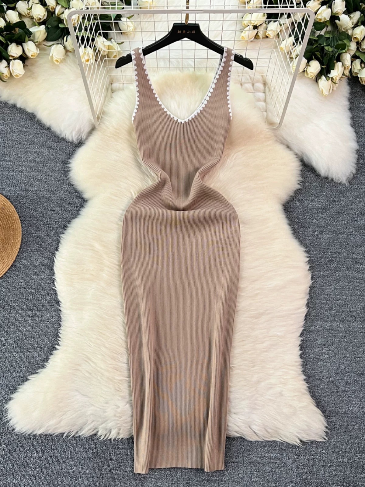 Waiting game dress  trouble KBC272 image