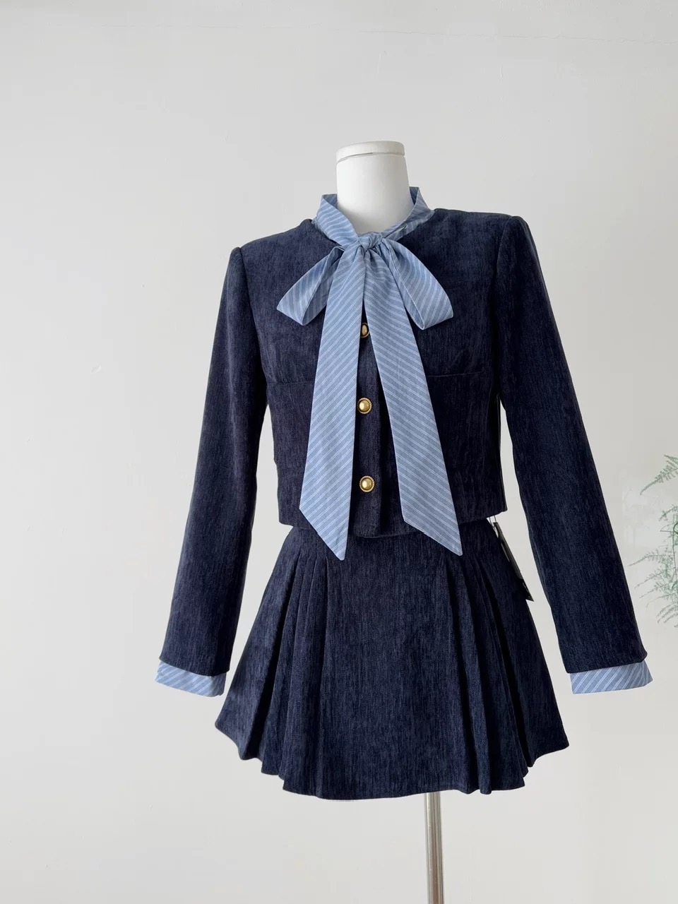 Work life set FTP302 image