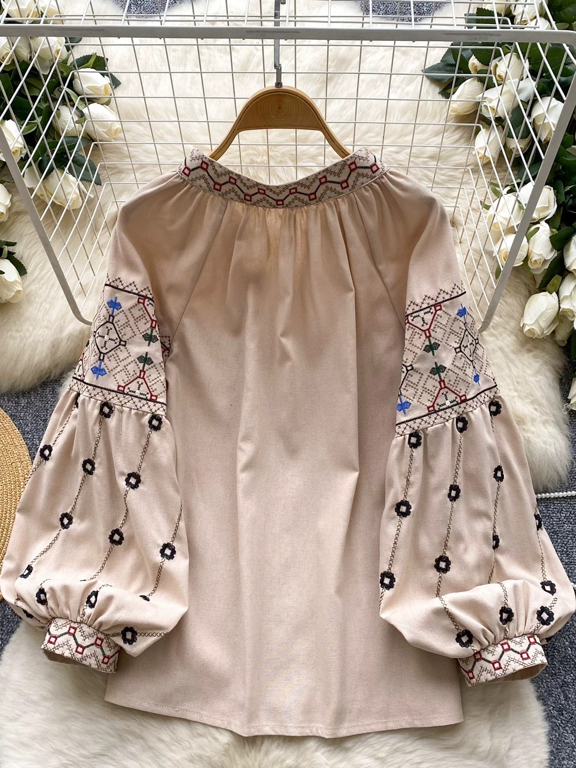 Hawaii embroidery top CTO629 image