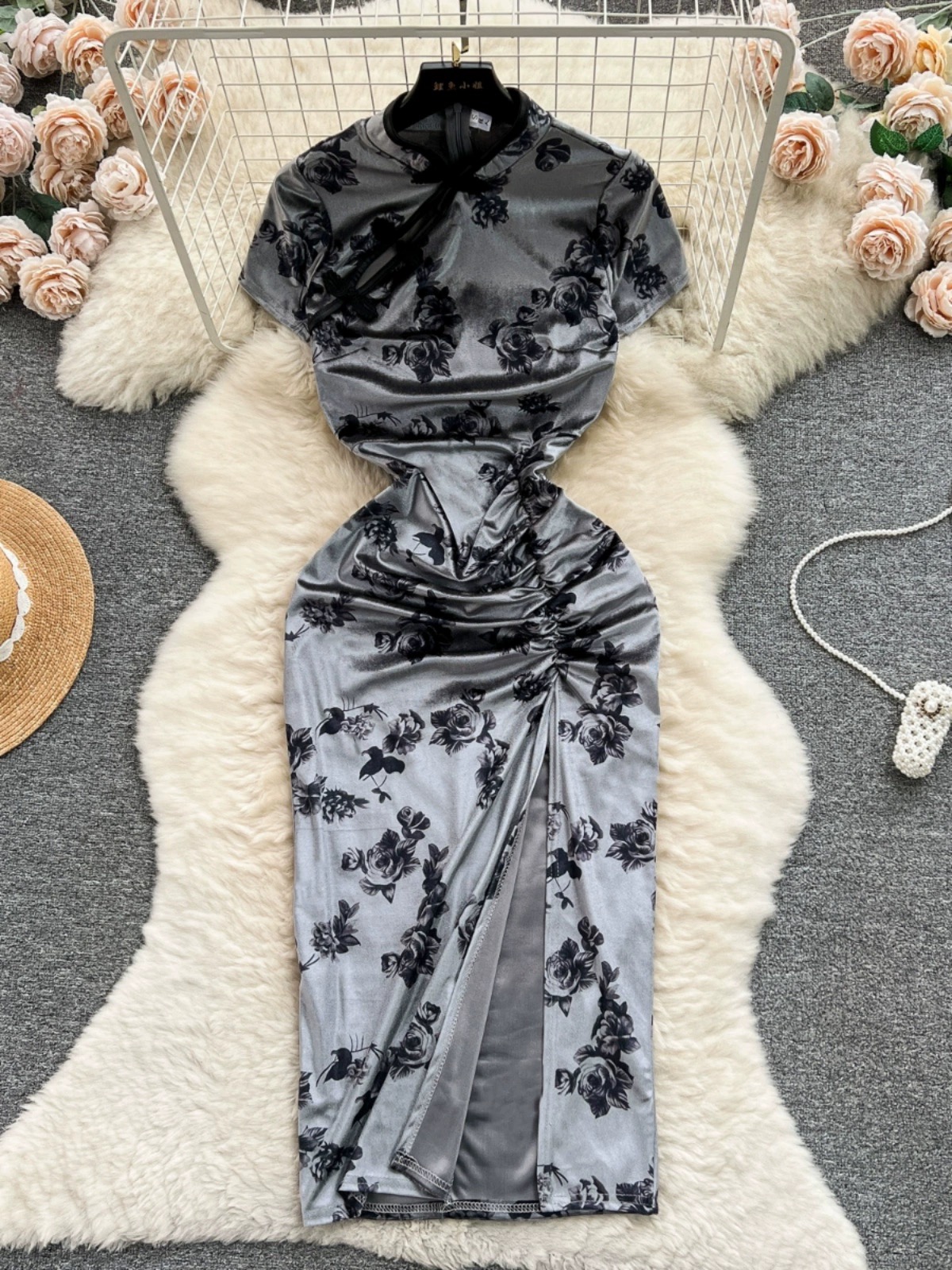 Looking curvy qipao dress Q149