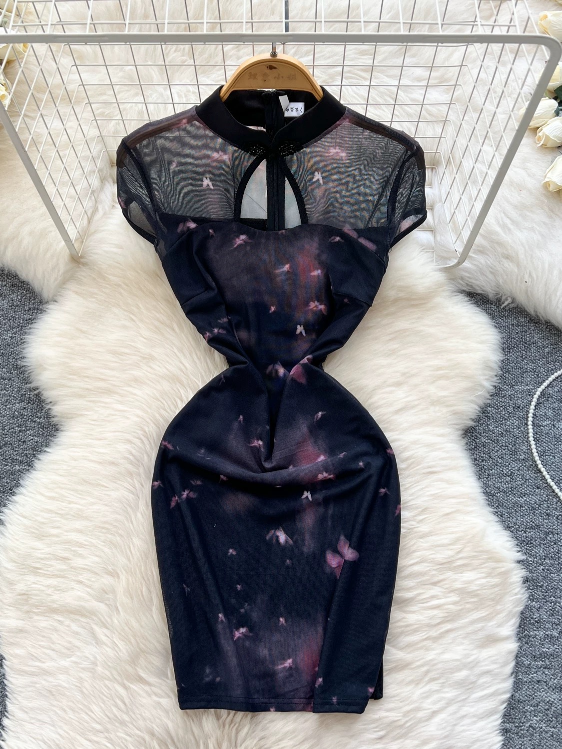 Setting the pace qipao dress Q206 image