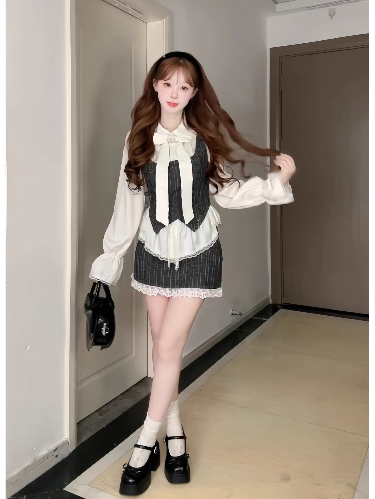 She’s bossy set FTP321 image