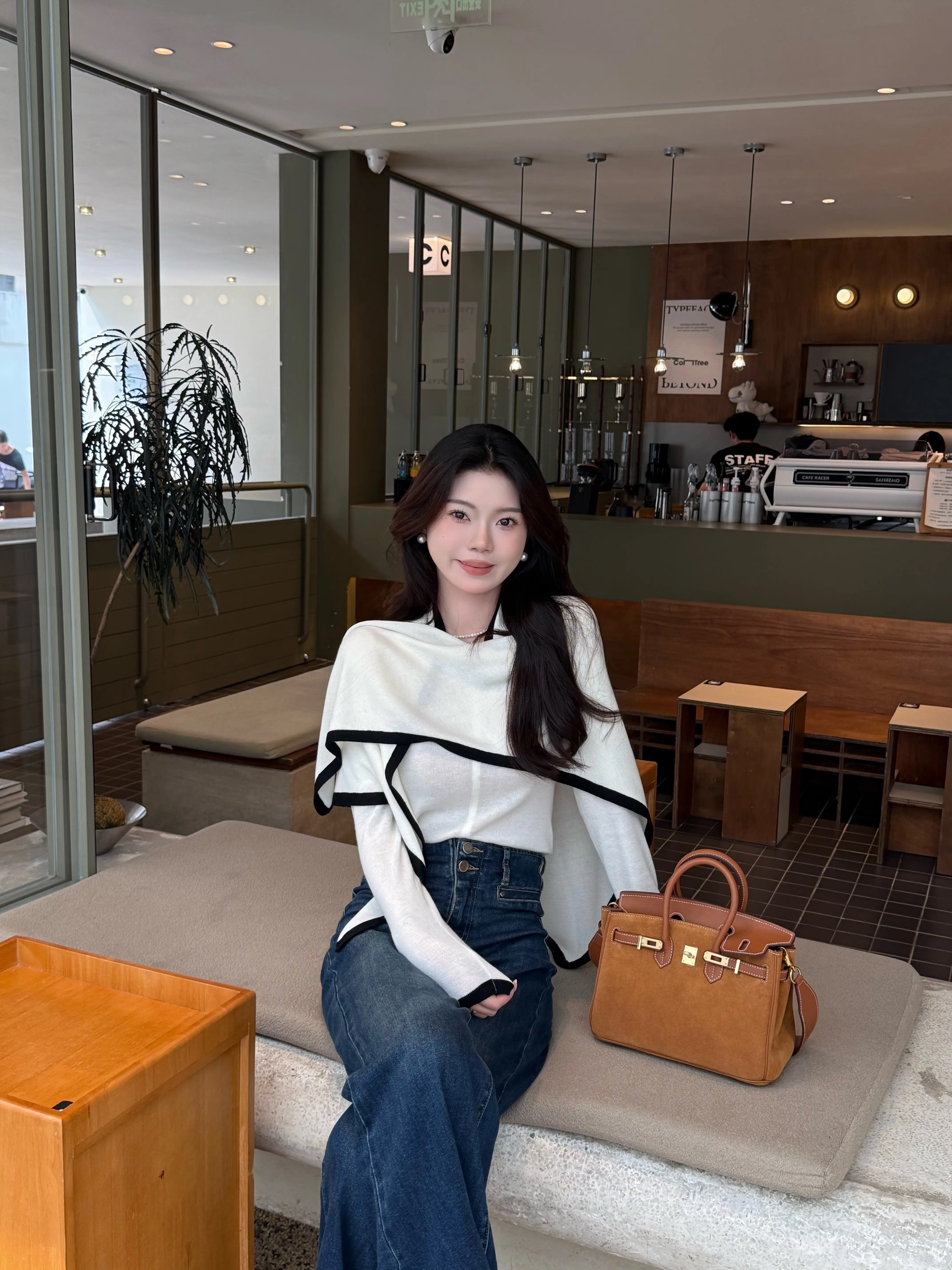 In your era top CTO717 image